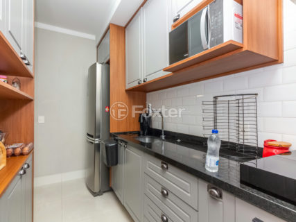 Image 7 - 1031303