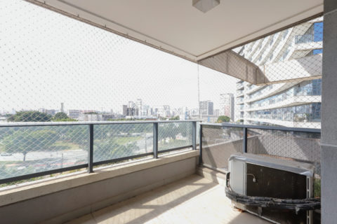 Image 10 - 1031304