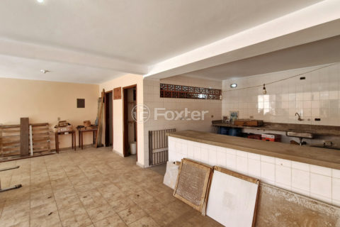 Image 37 - 1031306