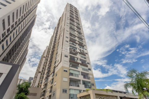 Image 42 - 1031307