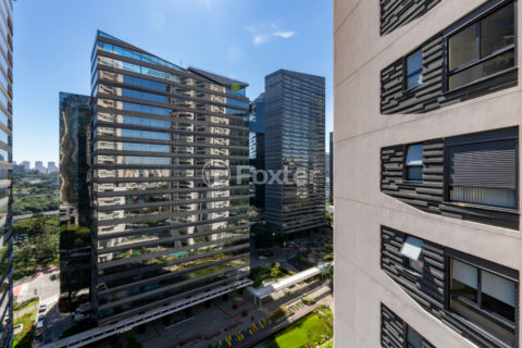 Image 23 - 1031318