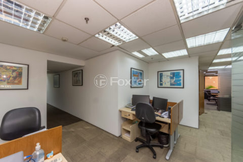 Image 7 - 1031328