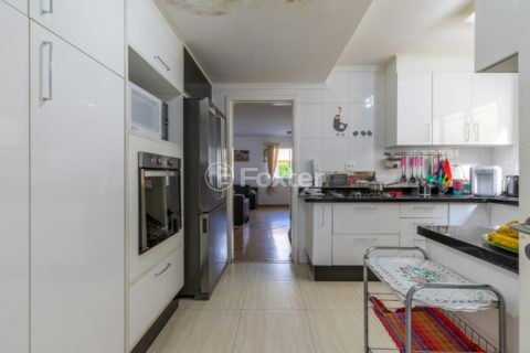 Image 33 - 1031329