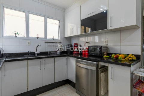 Image 31 - 1031329