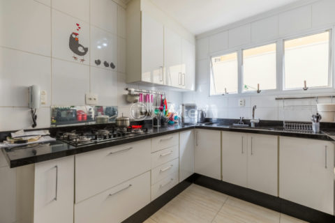 Image 30 - 1031329