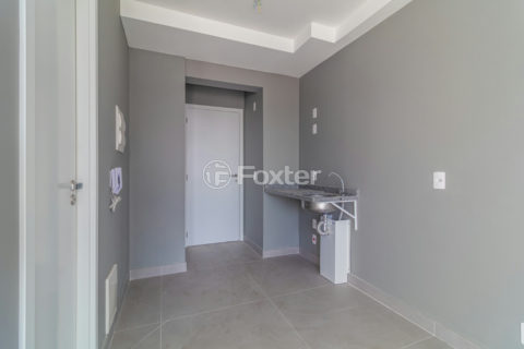 Image 11 - 1031342