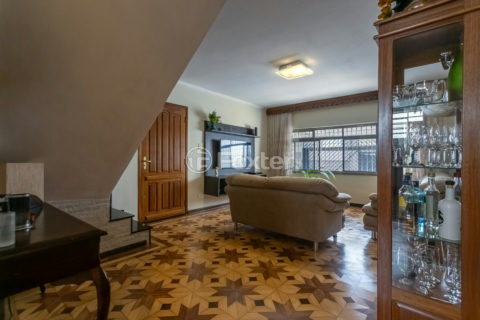 Image 7 - 1031351