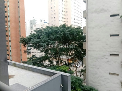 Image 8 - 1031356
