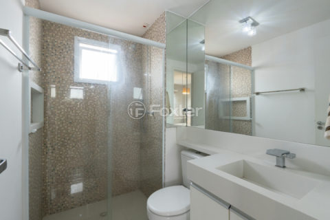 Image 20 - 1031357