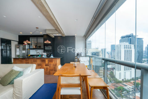 Image 7 - 1031359
