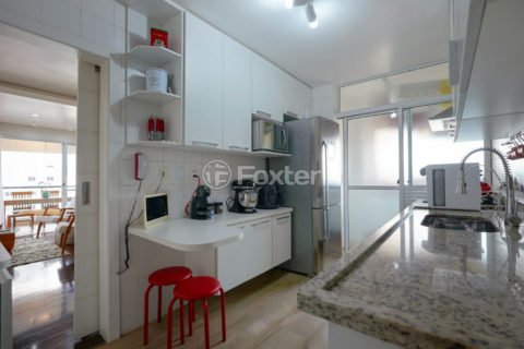 Image 21 - 1031360