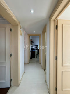Image 28 - 1031376