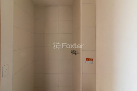 Image 21 - 1031392