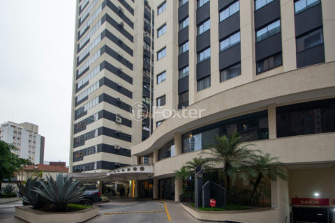 Image 5 - 1031396