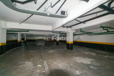 Image 34 - 1031404
