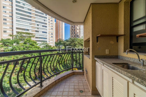 Image 12 - 1031416