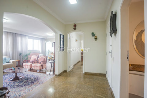 Image 14 - 1031417