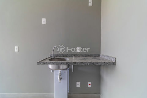 Image 9 - 1031423