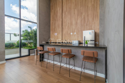 Image 17 - 1031423