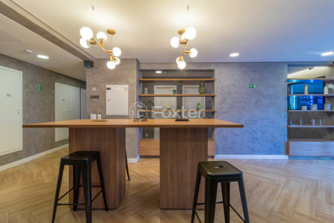 Image 33 - 1031423