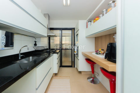 Image 8 - 1031431