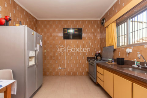 Image 40 - 1031432