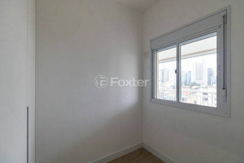 Image 21 - 1031436