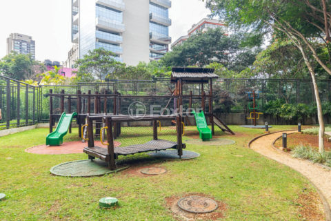 Image 35 - 1031436