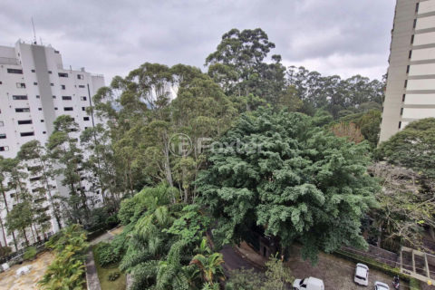 Image 21 - 1031444