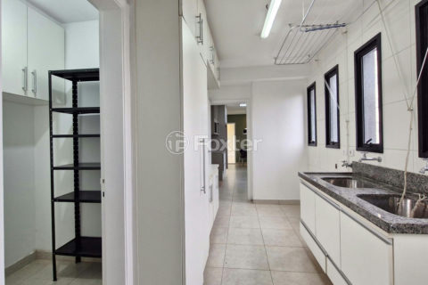 Image 45 - 1031444