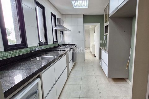 Image 39 - 1031444