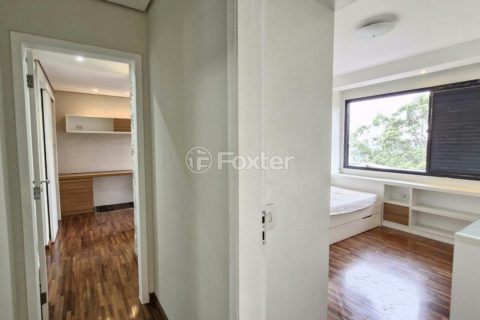 Image 27 - 1031444