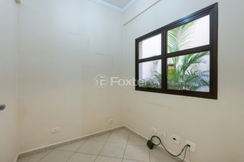 Image 28 - 1031445