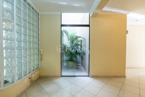 Image 32 - 1031445