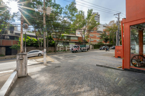 Image 44 - 1031445