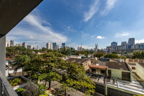 Image 11 - 1031452