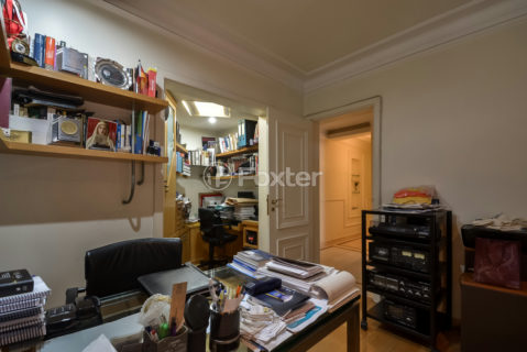 Image 42 - 1031453