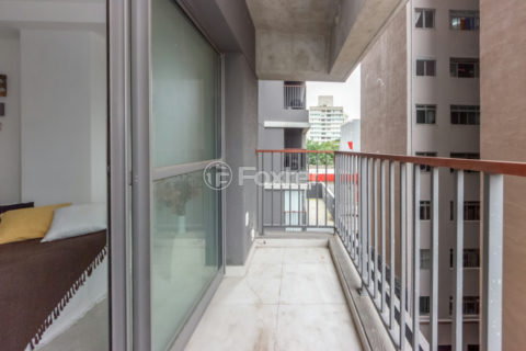 Image 10 - 1031481