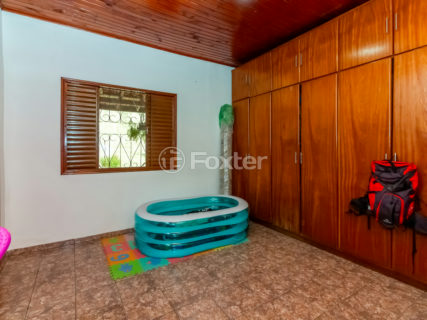 Image 33 - 1031484