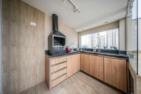 Image 33 - 1031497