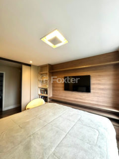 Image 32 - 1031506