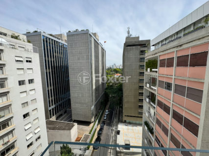 Image 24 - 1031517