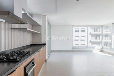 Image 6 - 1031517