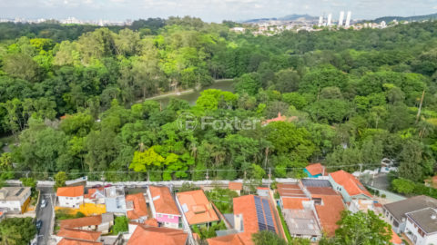 Image 8 - 1031518