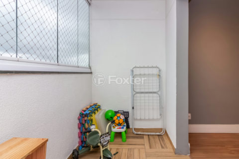 Image 32 - 1031526
