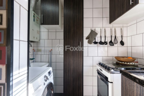 Image 23 - 1031558