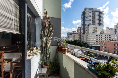 Image 4 - 1031558