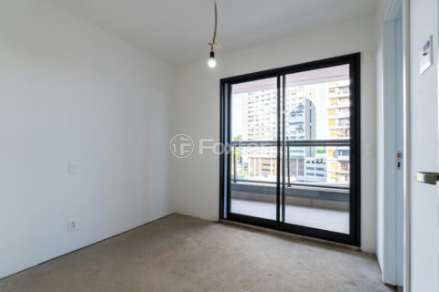 Image 35 - 1031559