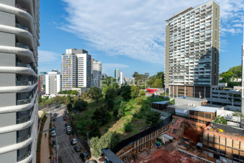 Image 20 - 1031559