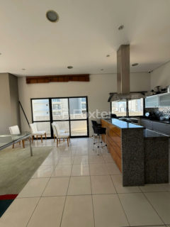 Image 28 - 1031565
